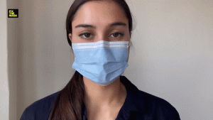 Le lifehack d'un ancien designer d'Apple permet aux médecins de transformer des masques chirurgicaux en masques N95 sécurisés