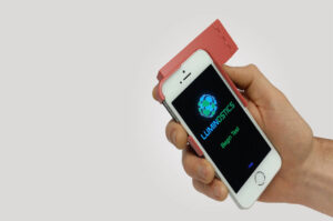 <div>Sanofi et Luminostics s'associent pour développer un autotest du Covid-19 sur smartphone</div>