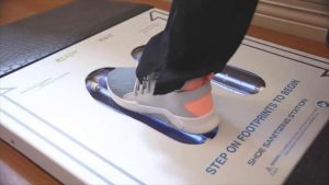 La technologie de désinfection Uvzone combat les résidus sur les chaussures