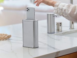 simplehuman cleanstation smartphone nettoie votre téléphone en 30 secondes