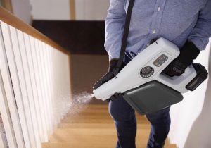 Un nouveau pulvérisateur révolutionnaire transforme instantanément l'eau salée en un puissant désinfectant.